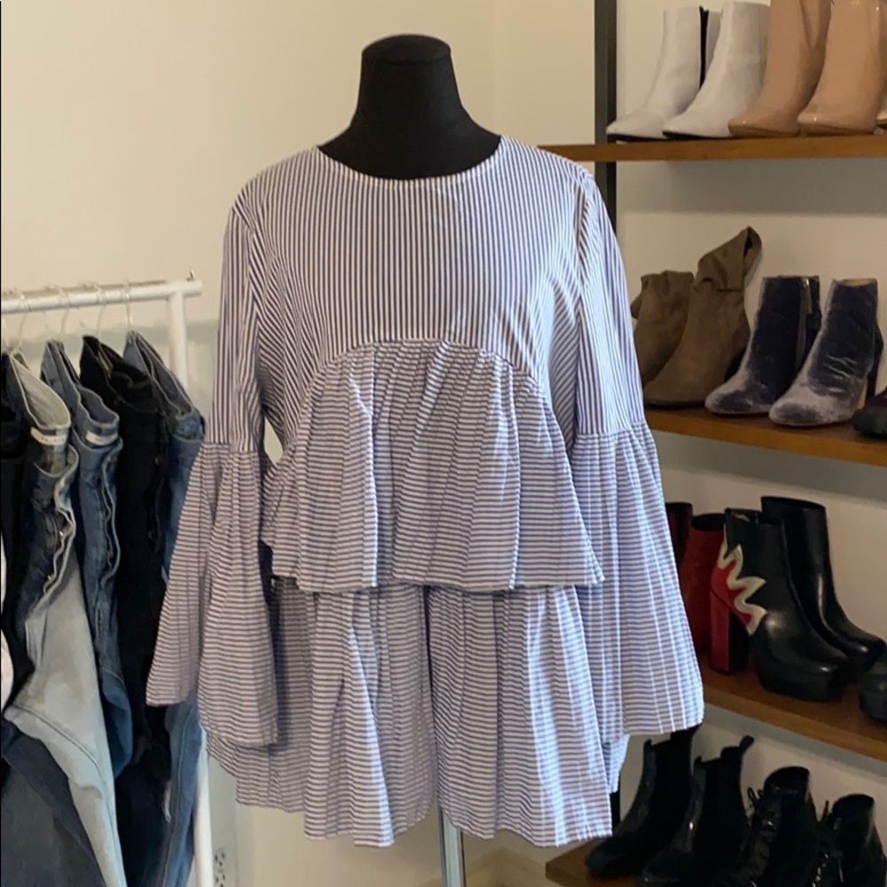 Forever 21 Blue & White Ruffled Bell Sleeve Top| L